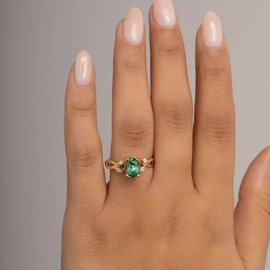 KINGLET | Diamond & Green Tourmaline Ring Set in 18ct Gold