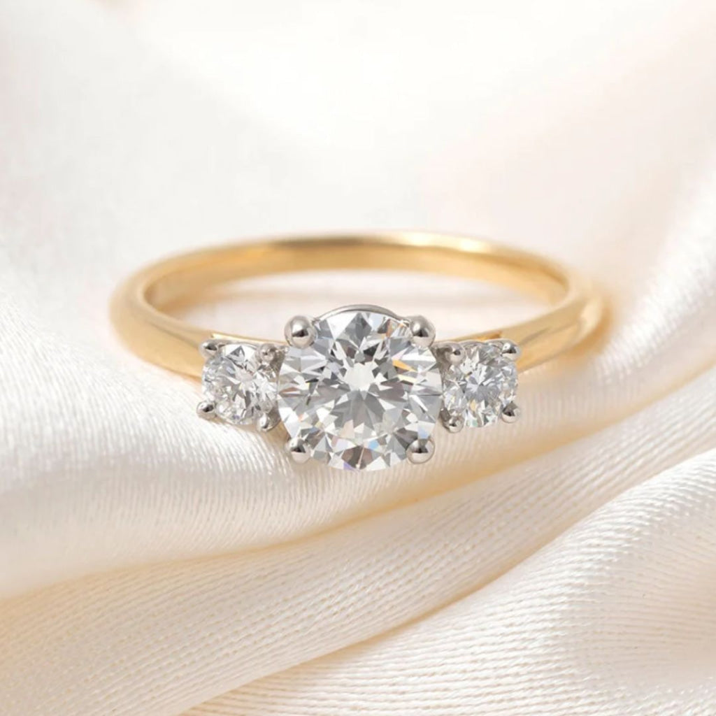 KINVARA 1.25ct | Round 3-Stone Lab Grown Diamond Engagement