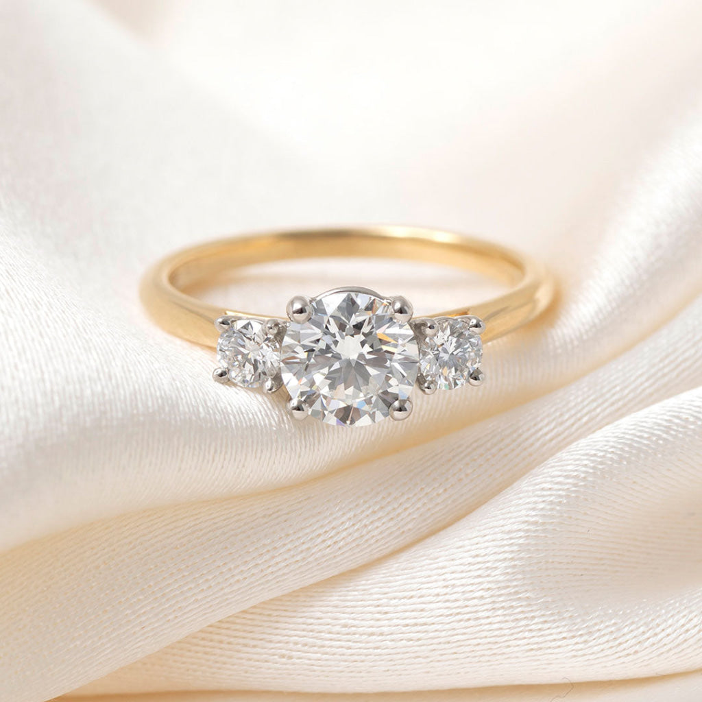 KINVARA 1.25ct | Round 3-Stone Lab Grown Diamond Engagement