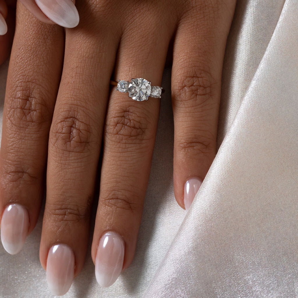 KINVARA 2.30ct | Round 3-Stone Lab Grown Diamond Engagement