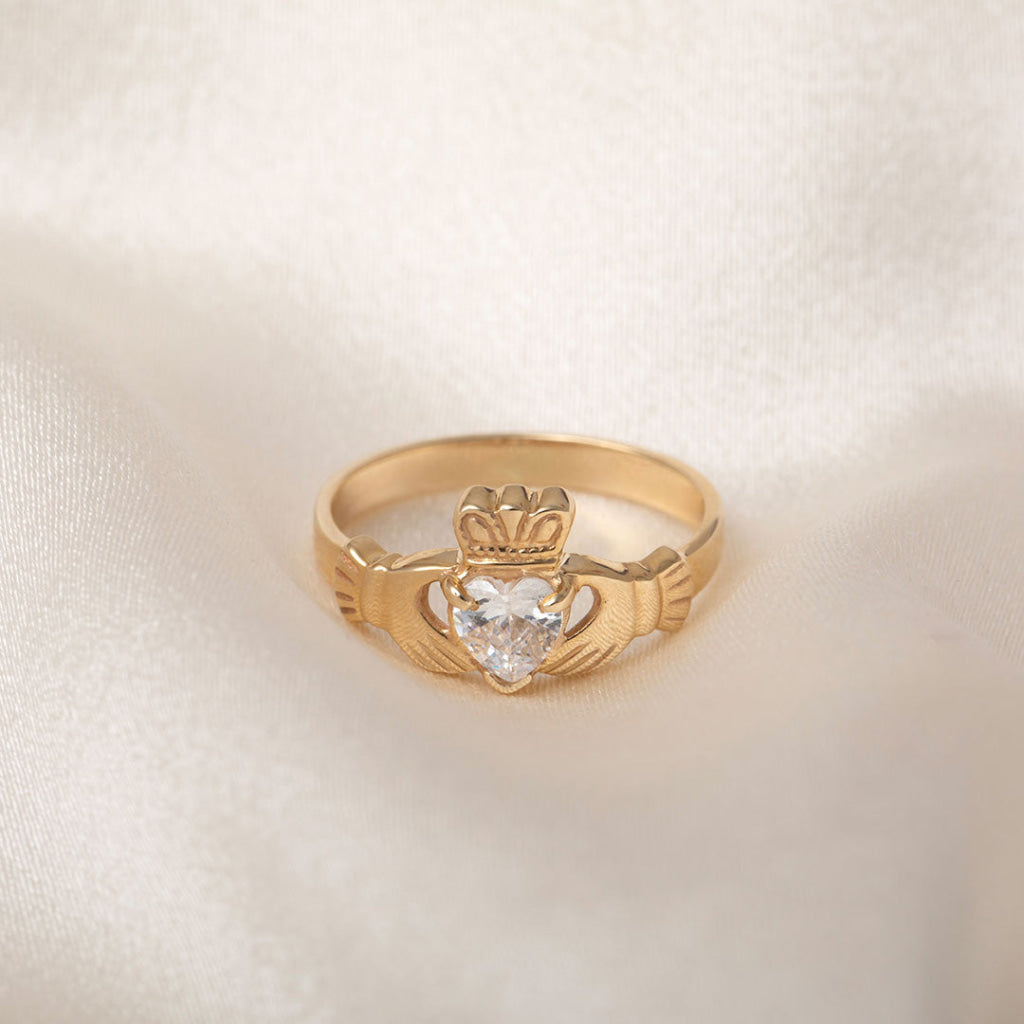 Ladies Cubic Zirconia Claddagh Ring | 10ct Gold