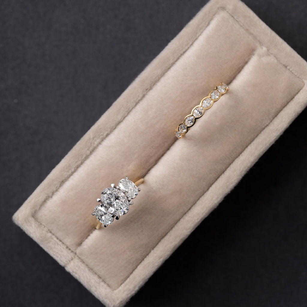 LADY | Natural Diamond Wedding Ring in 18ct Gold - Rings