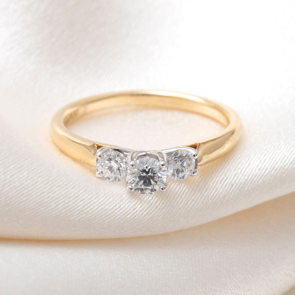 LEXI 0.50ct | Round 3-Stone Natural Diamond Engagement Ring