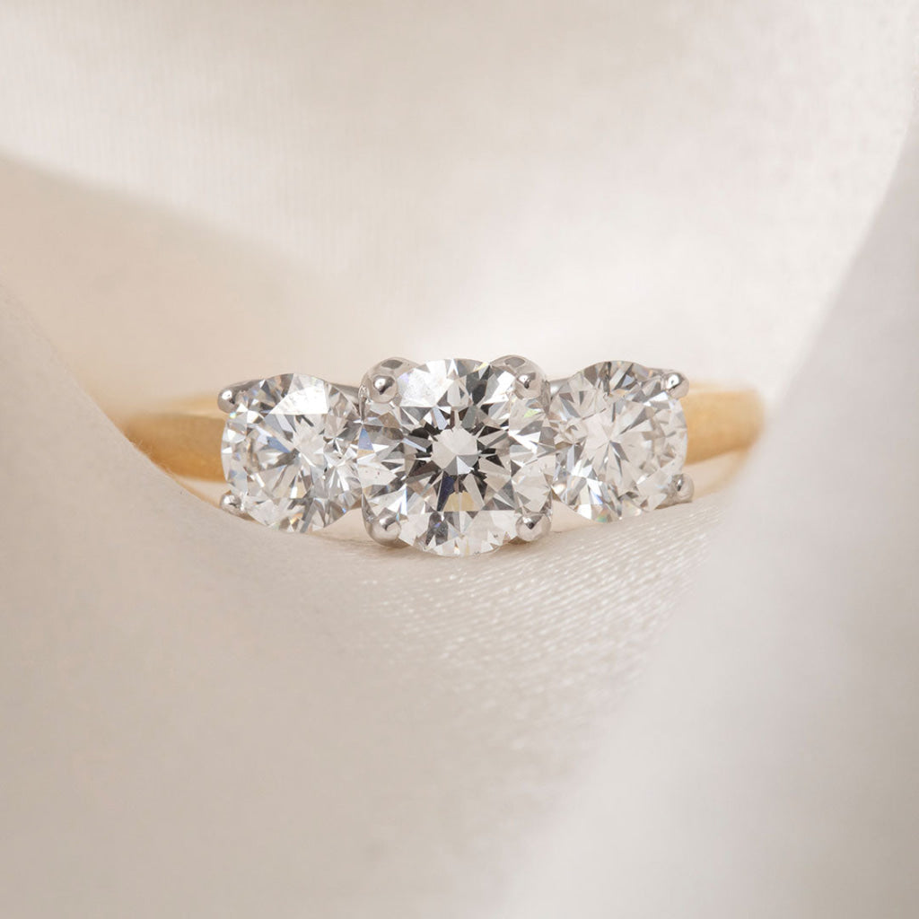 LEXI 1.25ct | Round 3-Stone Diamond Engagement Ring in 18ct