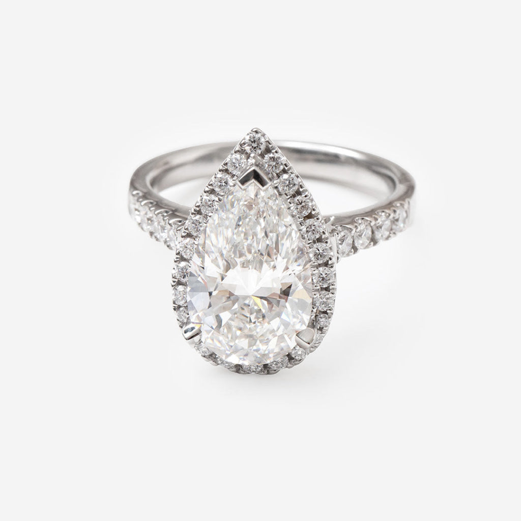 LIORA 4ct | Pear Halo Lab Grown Diamond Engagement Ring
