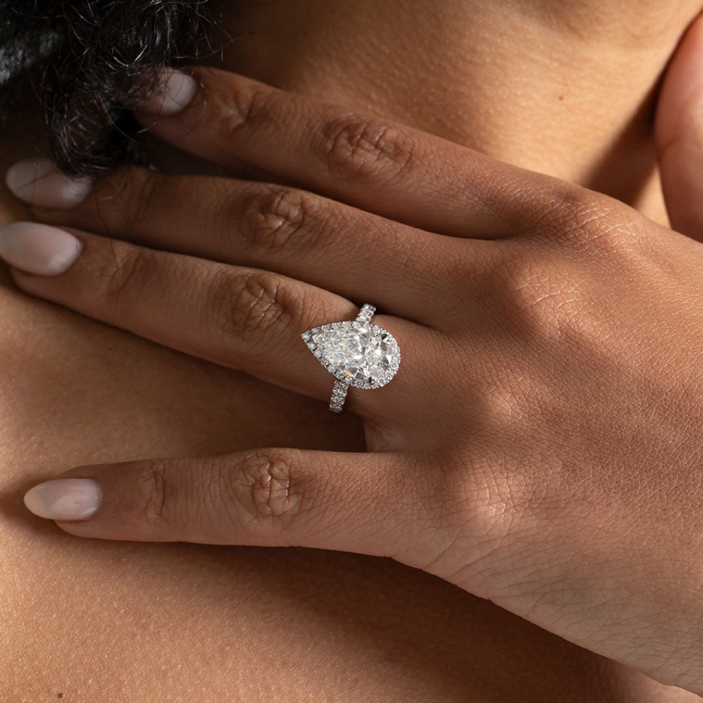 LIORA 4ct | Pear Halo Lab Grown Diamond Engagement Ring