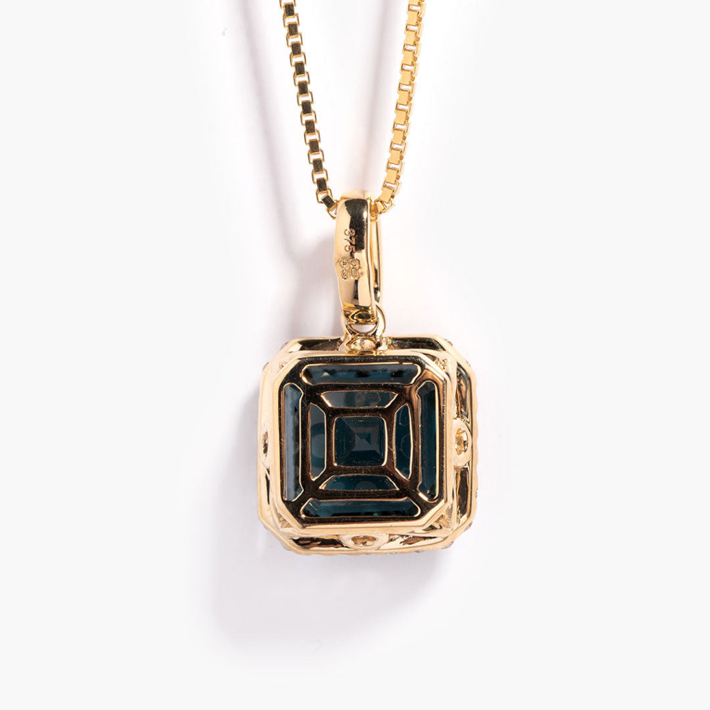 9ct Gold Blue Topaz Cluster Pendant Necklace – 18" Curb Chain, UK Made (Old English Jewellers)