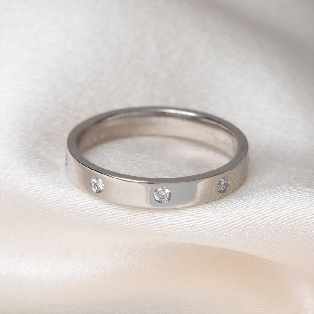 LOUISE 3mm | Natural Diamond Wedding Ring in Platinum