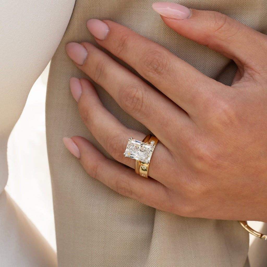 LOUISE 4mm | Diamond Wedding Ring in 18ct Gold - Rings
