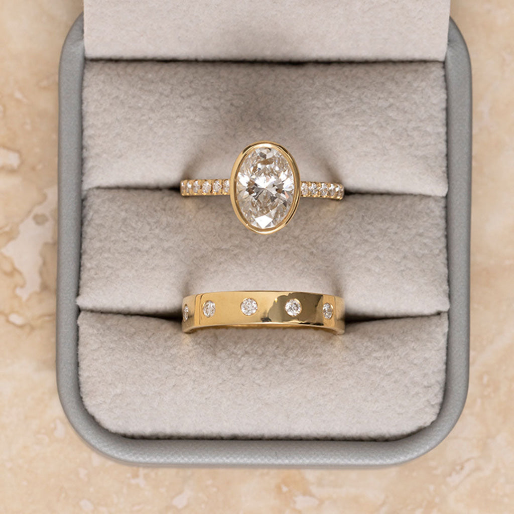 LOUISE 4mm | Natural Diamond Wedding Ring in 18ct Gold