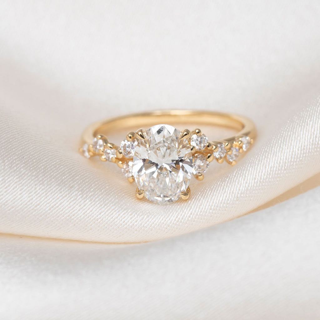 LUCY | Oval Lab Grown Diamond Engagement Ring in 18ct Gold