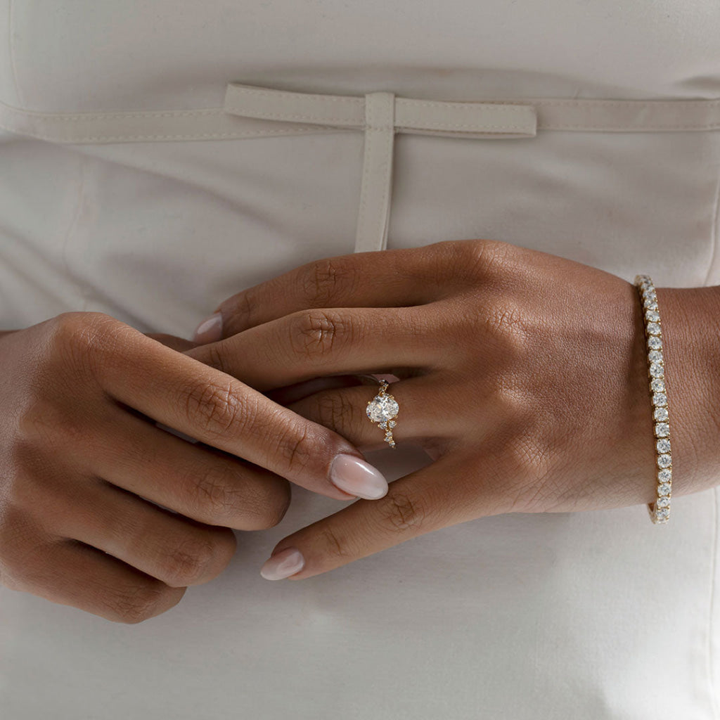 LUCY | Oval Lab Grown Diamond Engagement Ring in 18ct Gold