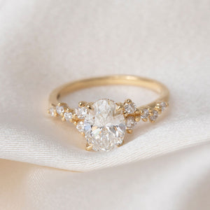 LUCY | Oval Lab Grown Diamond Engagement Ring in 18ct Gold