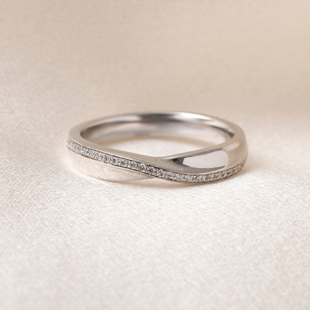 LULA | Diamond Wedding Ring in 18ct White Gold M Rings