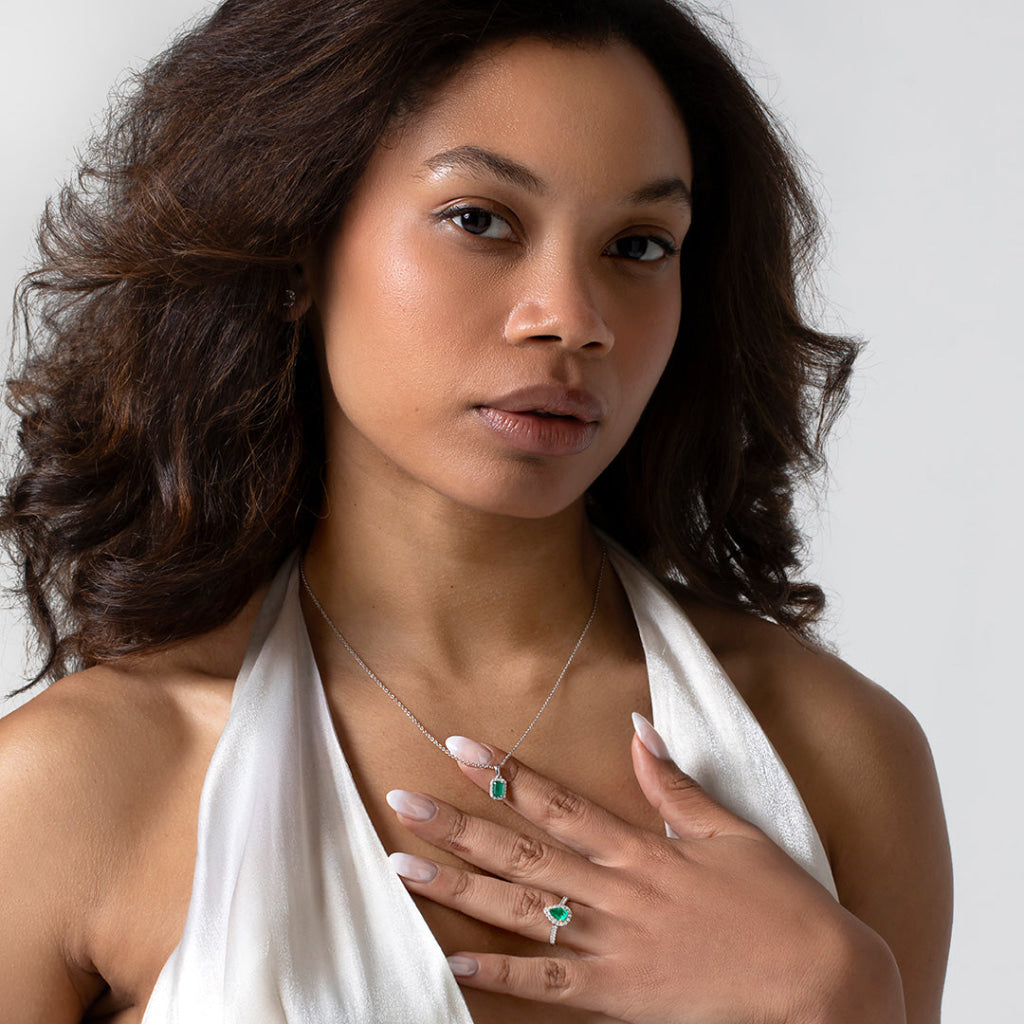 Lush Diamond & Emerald Necklace | 9ct White Gold - Necklace