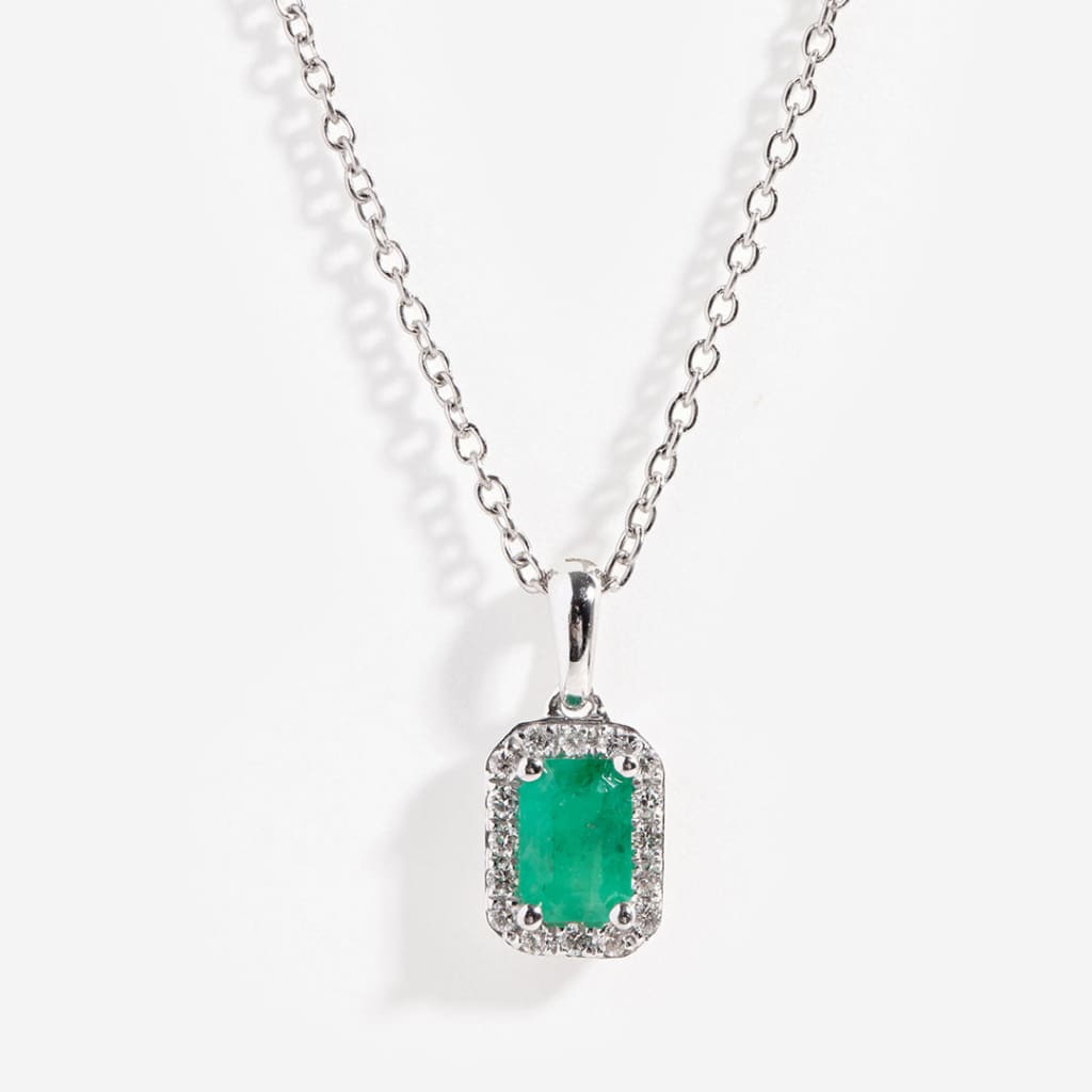 Lush Diamond & Emerald Necklace | 9ct White Gold