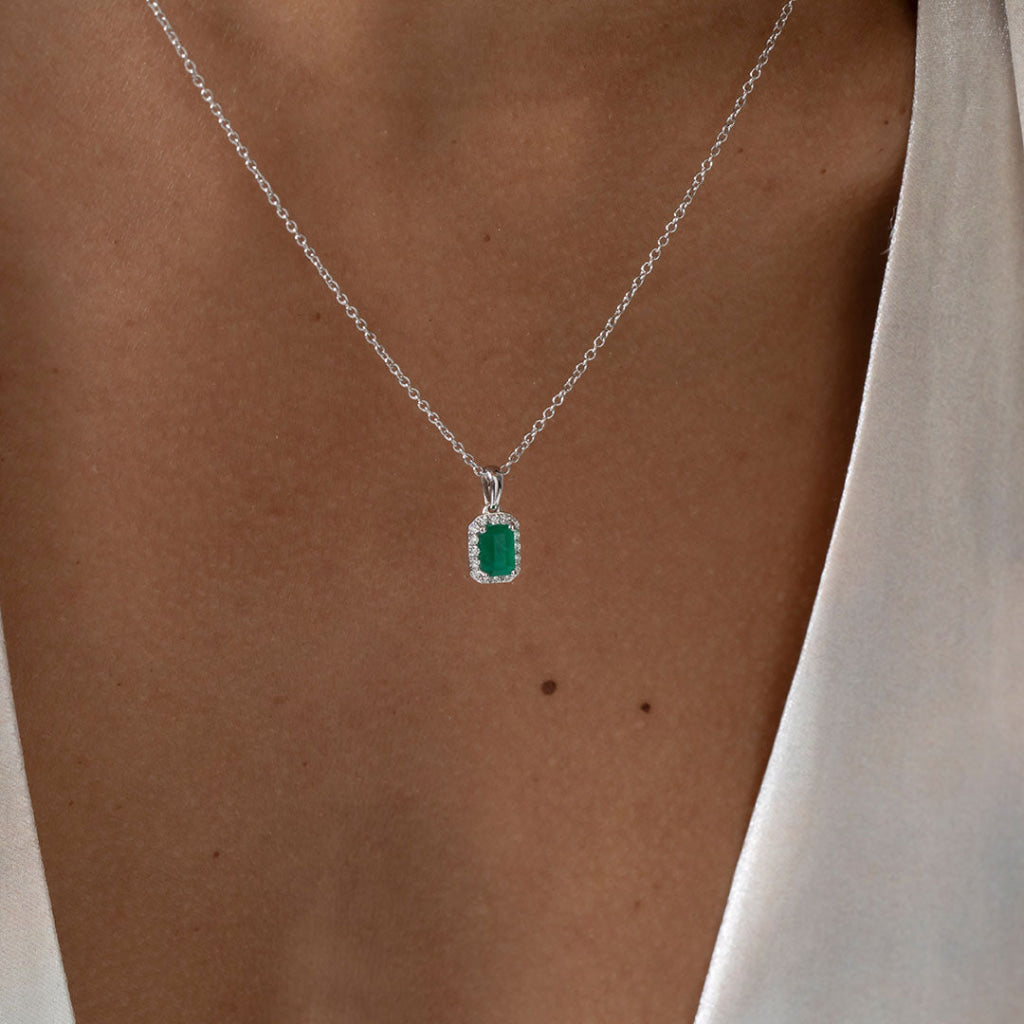 Lush Diamond & Emerald Necklace | 9ct White Gold - Necklace
