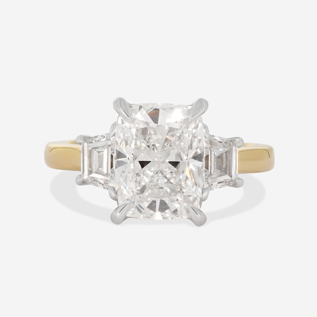 MADRID | Cushion Cut 3-Stone Lab Grown Diamond Set in 18ct