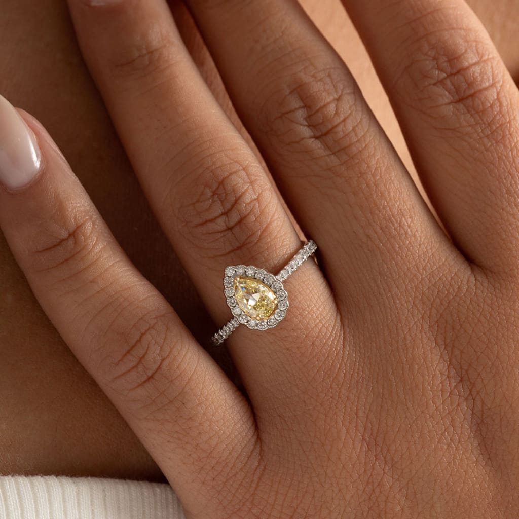 MARISOL | Pear Halo Yellow Diamond Set in 18ct Gold 0.91ct