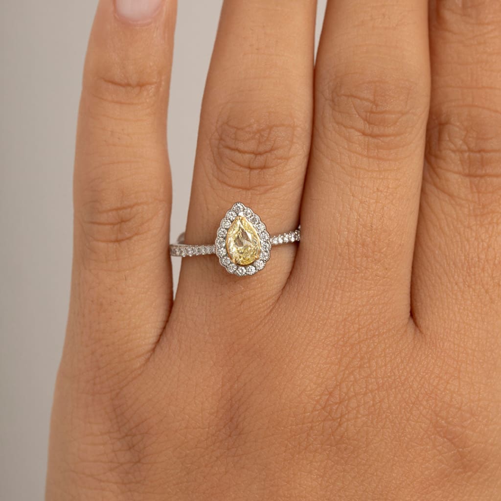 MARISOL | Pear Halo Yellow Diamond Set in 18ct Gold 0.91ct