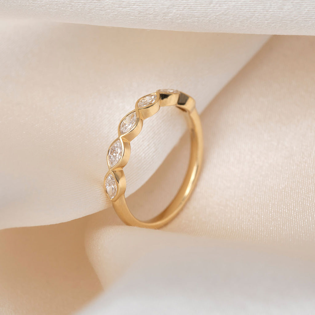 MARLA | Natural Diamond Wedding Ring in 18ct Gold - Rings