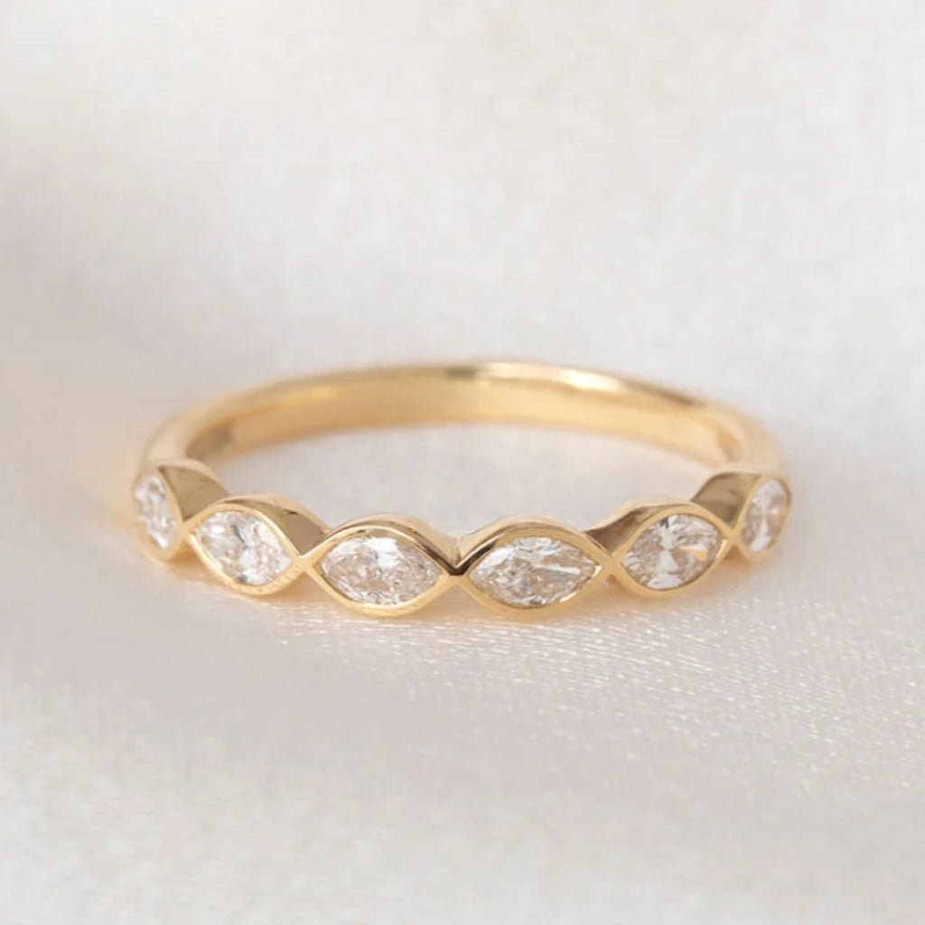 MARLA | Natural Diamond Wedding Ring in 18ct Gold - Rings