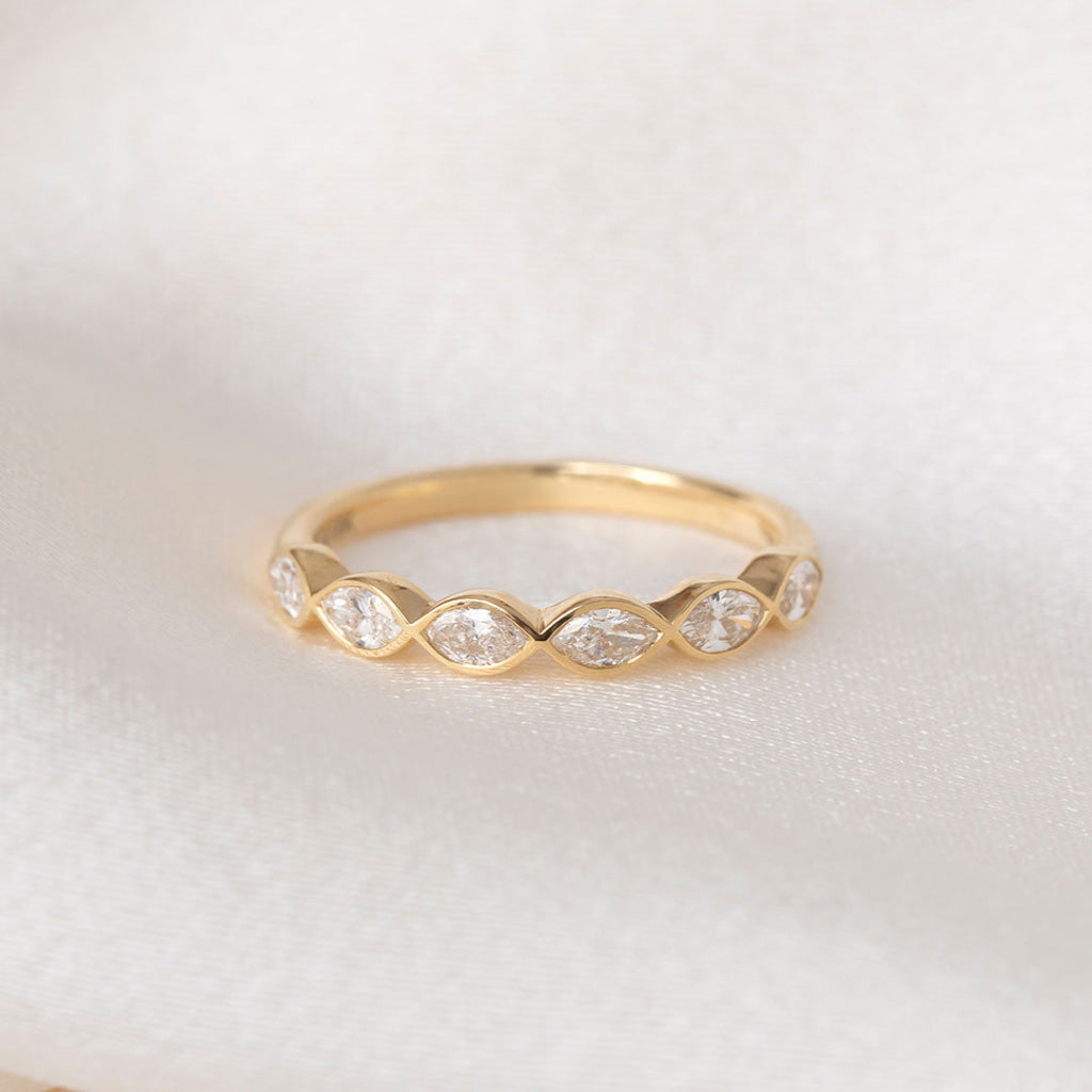MARLA | Natural Diamond Wedding Ring in 18ct Gold