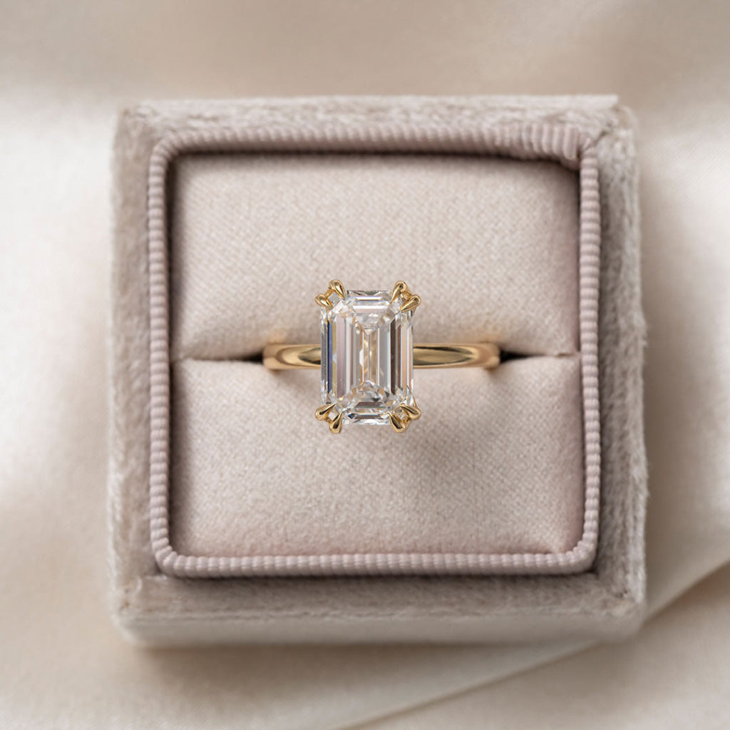 MELROSE 4ct | Emerald Cut Lab Grown Diamond Engagement Ring in 18ct Gold
