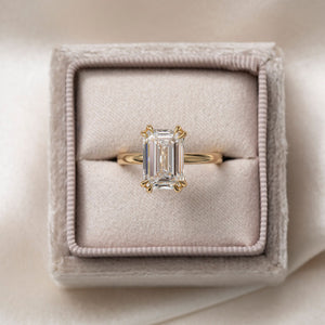 MELROSE 4ct | Emerald Cut Lab Grown Diamond Engagement Ring in 18ct Gold