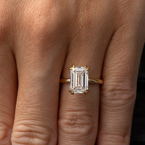 MELROSE 4ct | Emerald Cut Lab Grown Diamond Engagement Ring in 18ct Gold