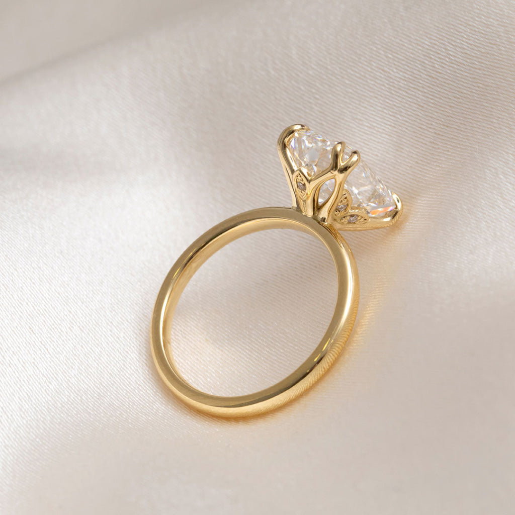 MELROSE 4ct | Emerald Cut Lab Grown Diamond Engagement Ring