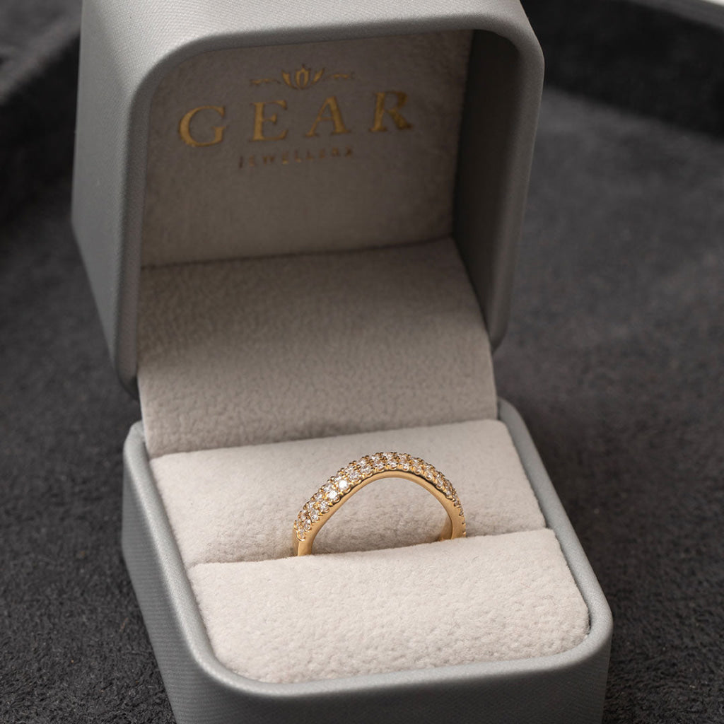 MELVIN - 18ct Gold | Diamond Wedding Ring - Rings