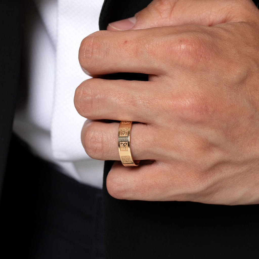 MOORE | Men’s Wedding Ring in 9ct Gold - Rings
