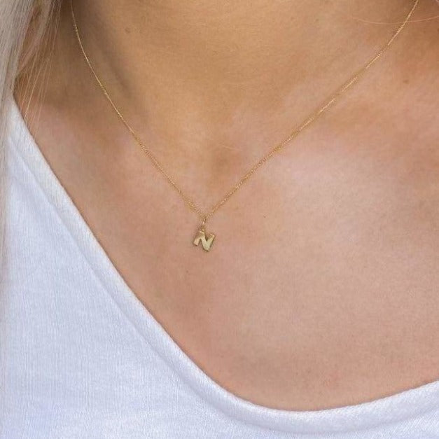 N - Pendant | 9ct Gold - Necklace