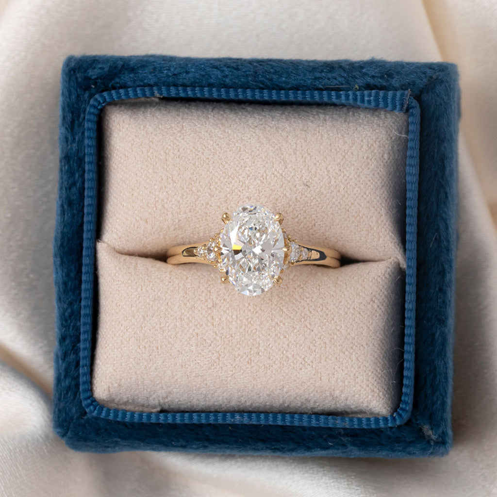 NADIA | Oval Lab Grown Diamond Engagement Ring in 18ct Gold