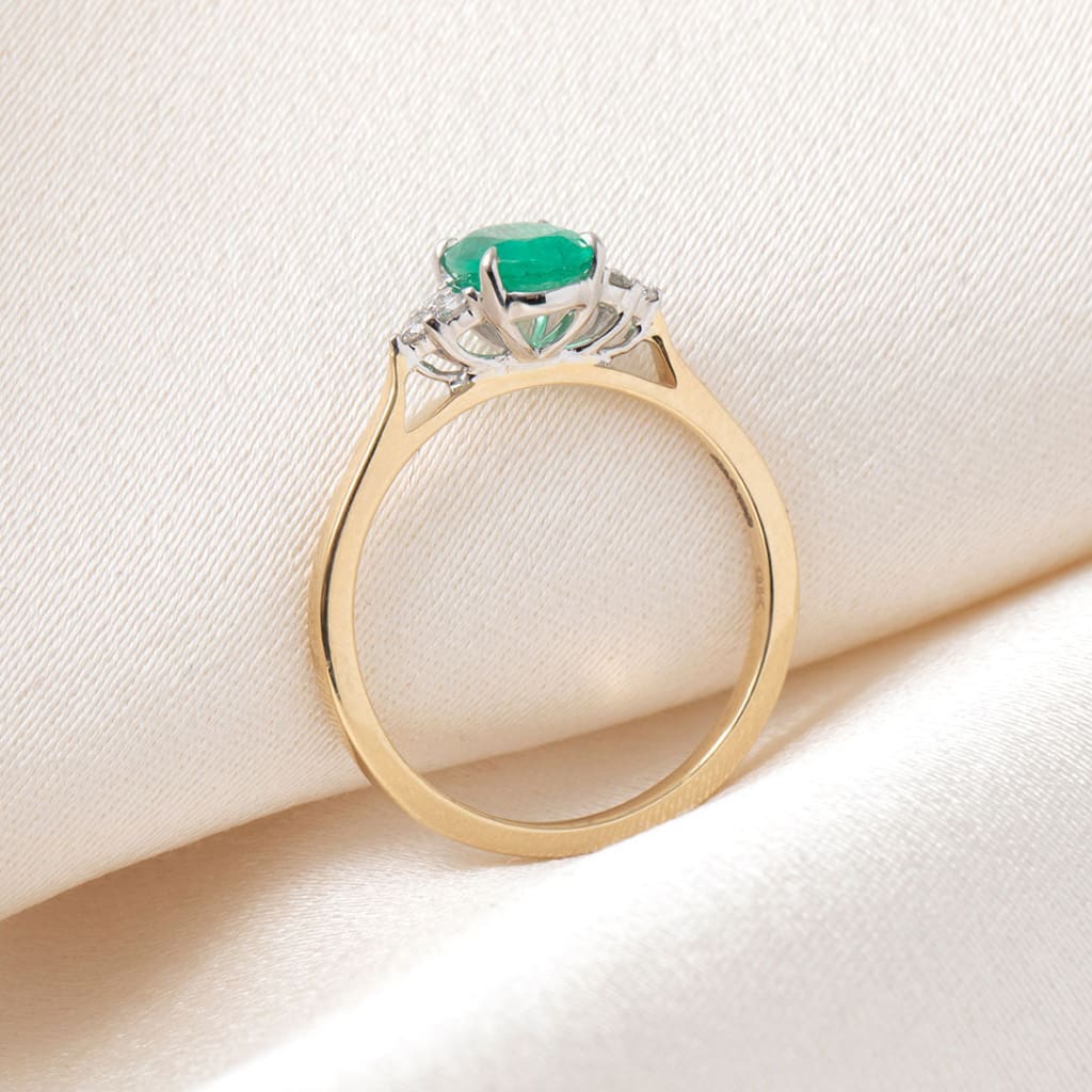 NANCY | Emerald & Diamond Ring - Rings