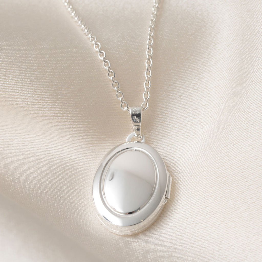Nova Oval Locket Necklace | Sterling Silver - Necklace