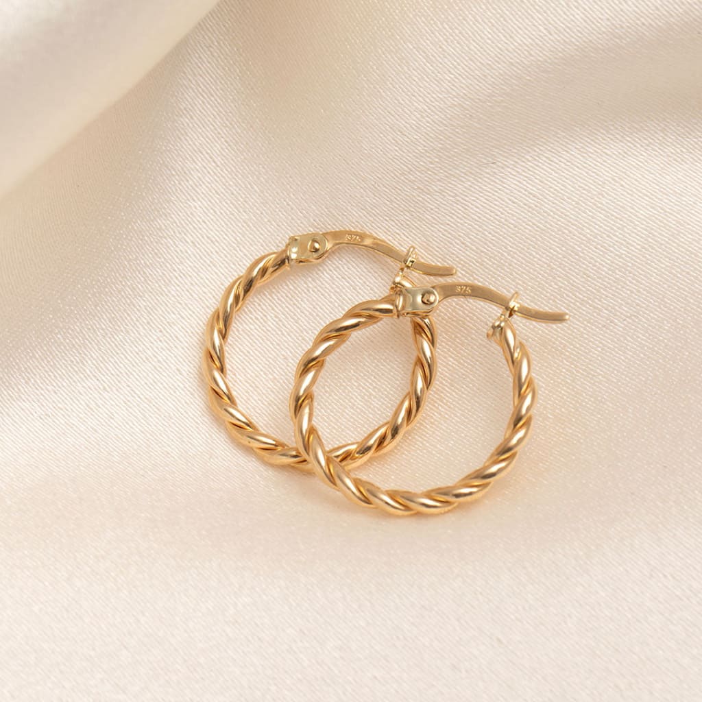 Oakley Hoop Earrings 15mm | 9ct Gold
