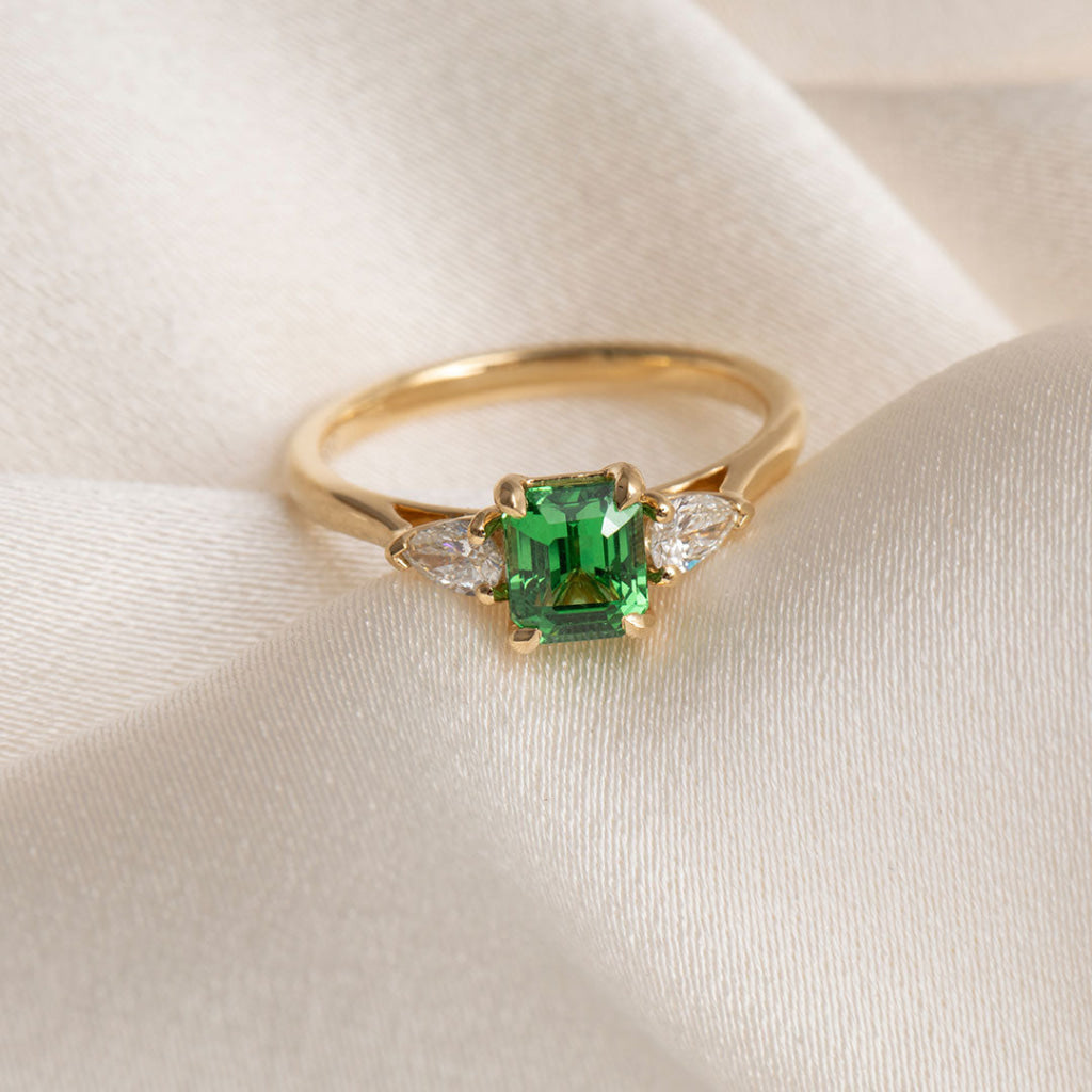 OLIVE | Tsavorite & Diamond Ring - Rings