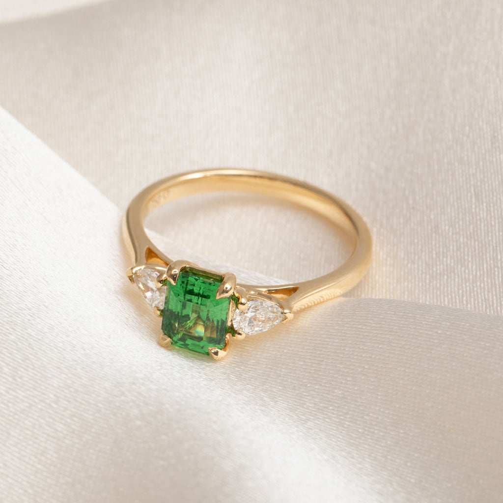 OLIVE | Tsavorite & Diamond Ring - Rings