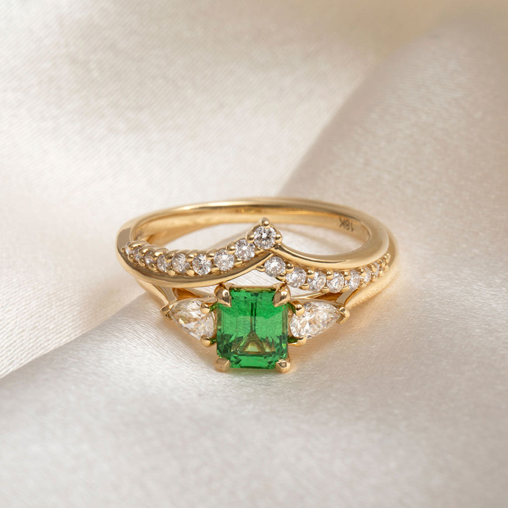 OLIVE | Tsavorite & Diamond Ring - Rings