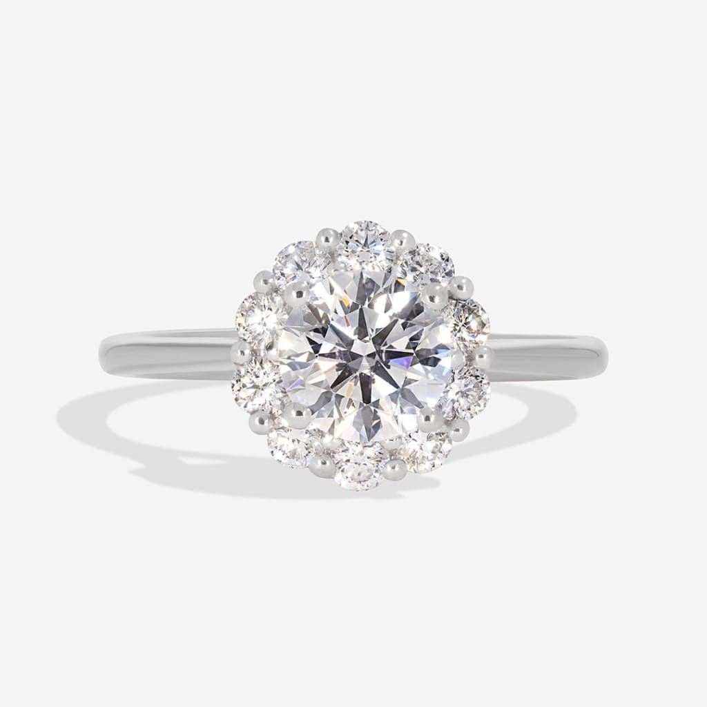 Round halo diamond engagement ring