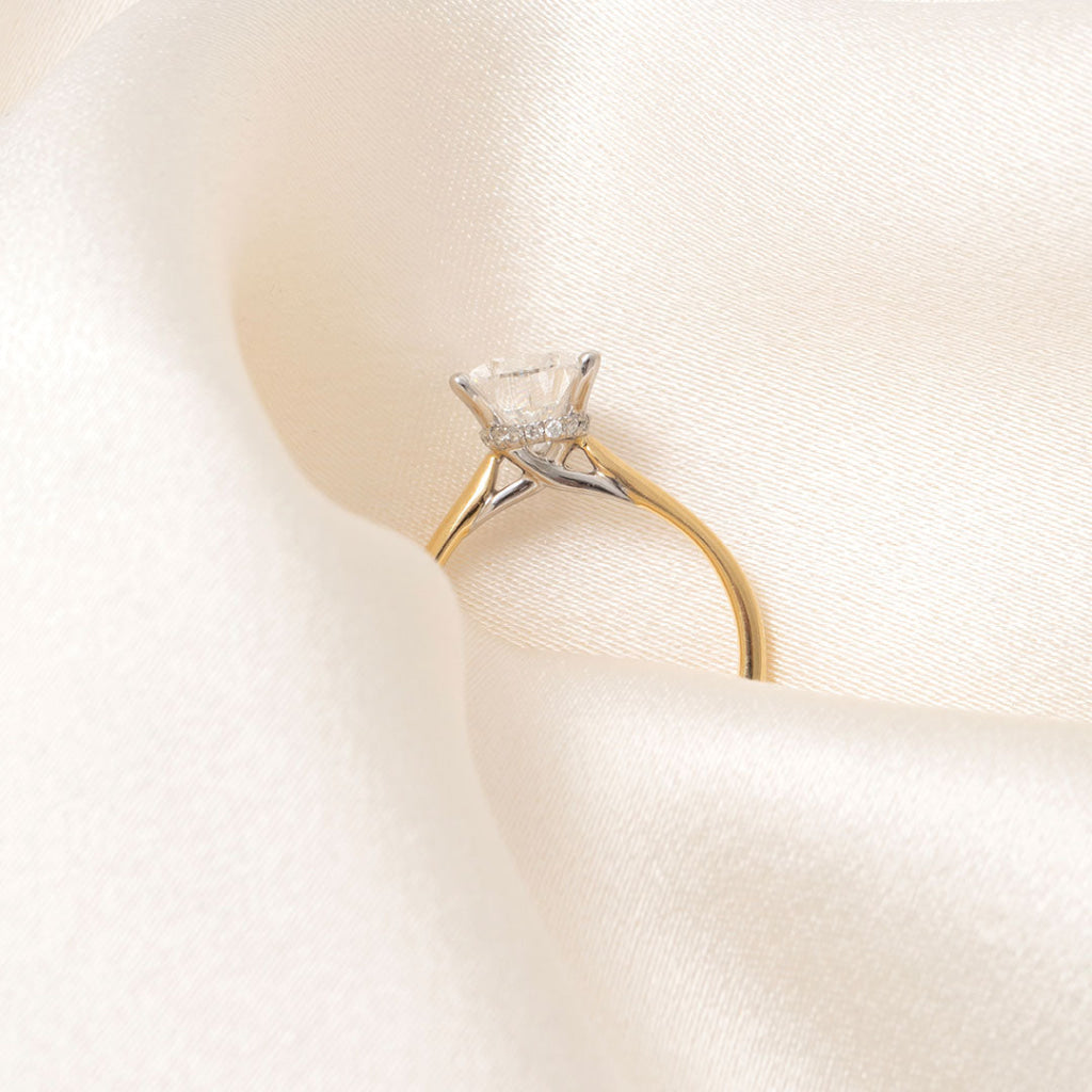 OSAKA 2.00ct | Pear Solitaire Lab Diamond Set in 18ct Gold