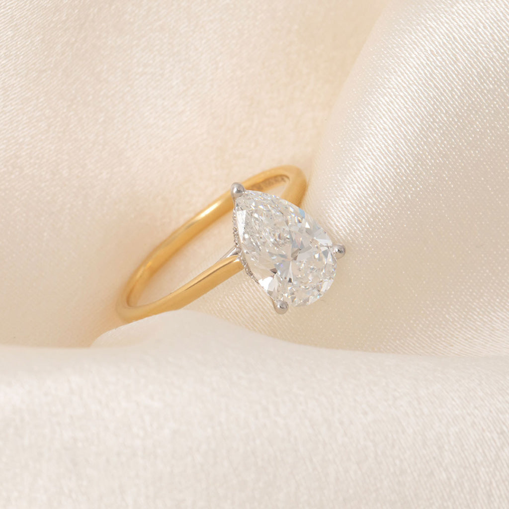 OSAKA 2.00ct | Pear Solitaire Lab Diamond Set in 18ct Gold