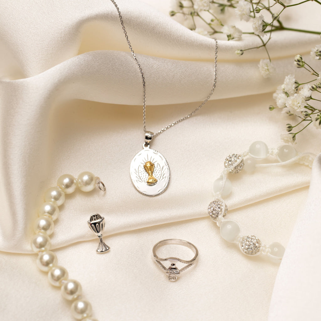 Oval Communion Medal Sterling Silver Gear – Gear Jewellers