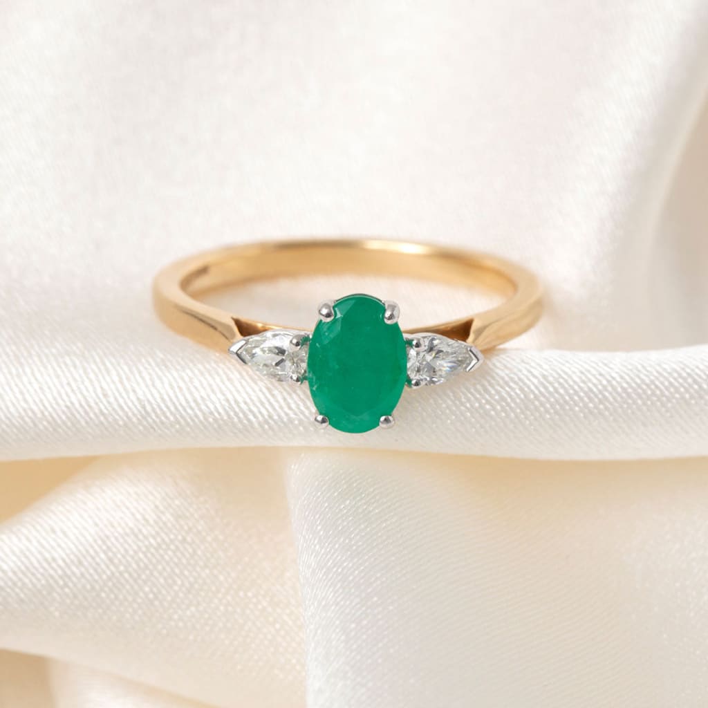 PHOEBE | Emerald & Diamond Ring - Rings