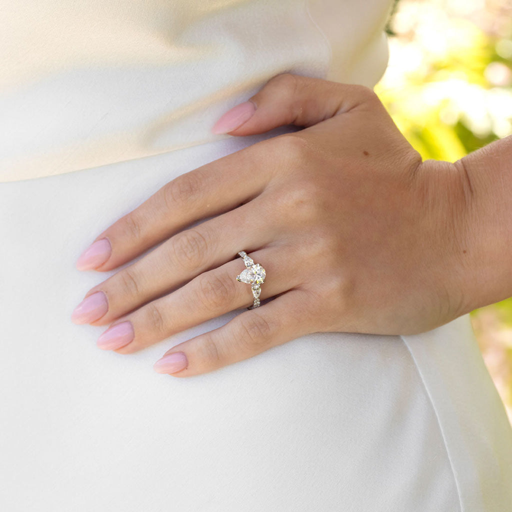PIPPA 2ct | Pear 3-Stone Lab Grown Diamond Engagement Ring