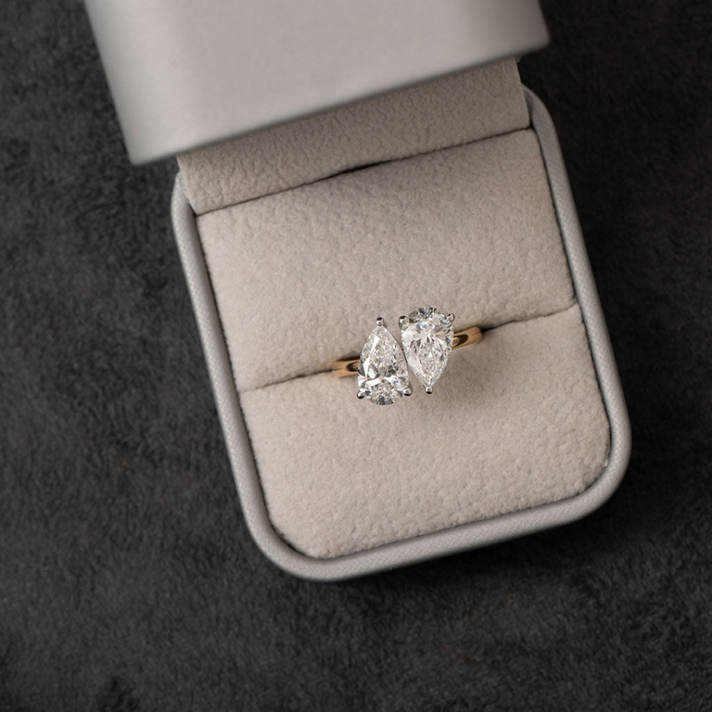 POLLY | Pear Toi Et Moi Set in 18ct Gold 3.00ct - Rings