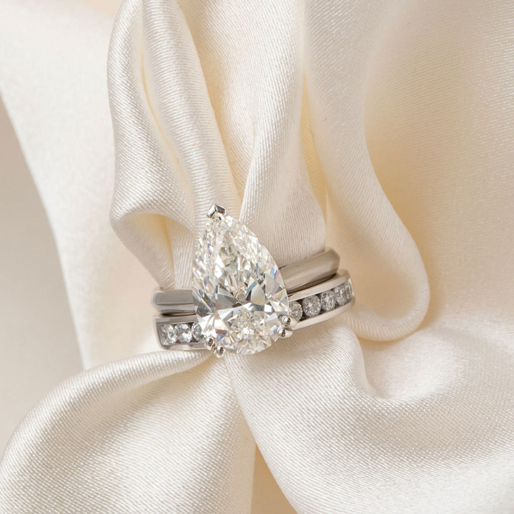 POSITANO | Pear Cut Solitaire Lab Diamond Set in Platinum