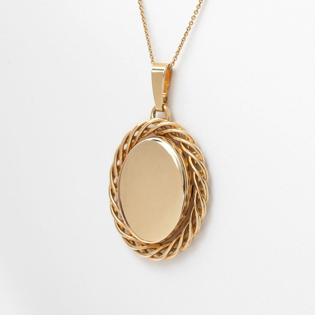 Precious Possession Locket | 9ct Gold - Necklace